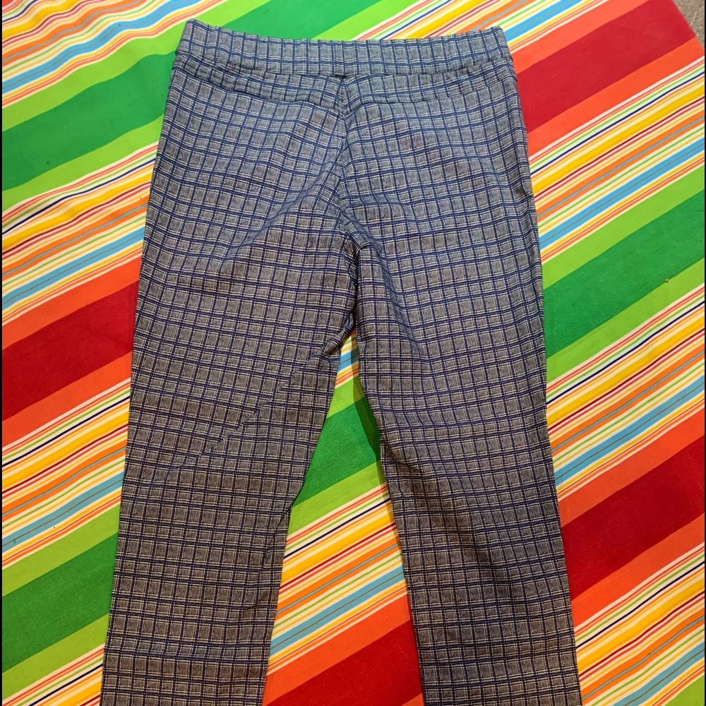 BNWOT!! Essential-XL